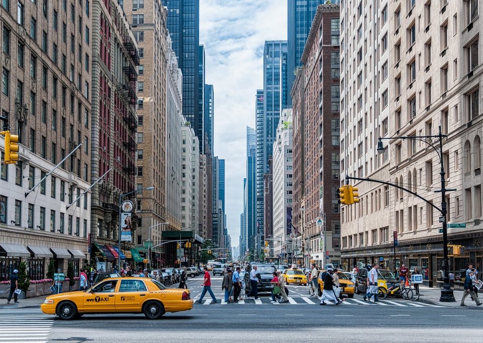 pedestrians, crossing, traffic-1853552.jpg